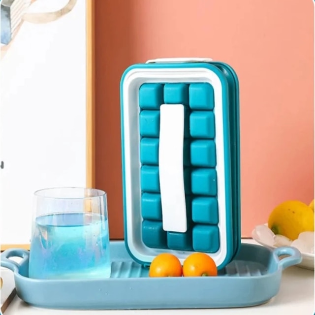 2 in-1 Multi-function Ice Cube Maker and Pitcher